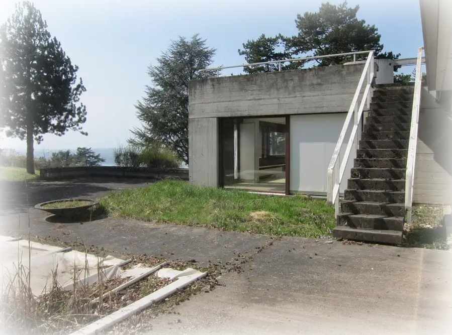 Facade, archival view