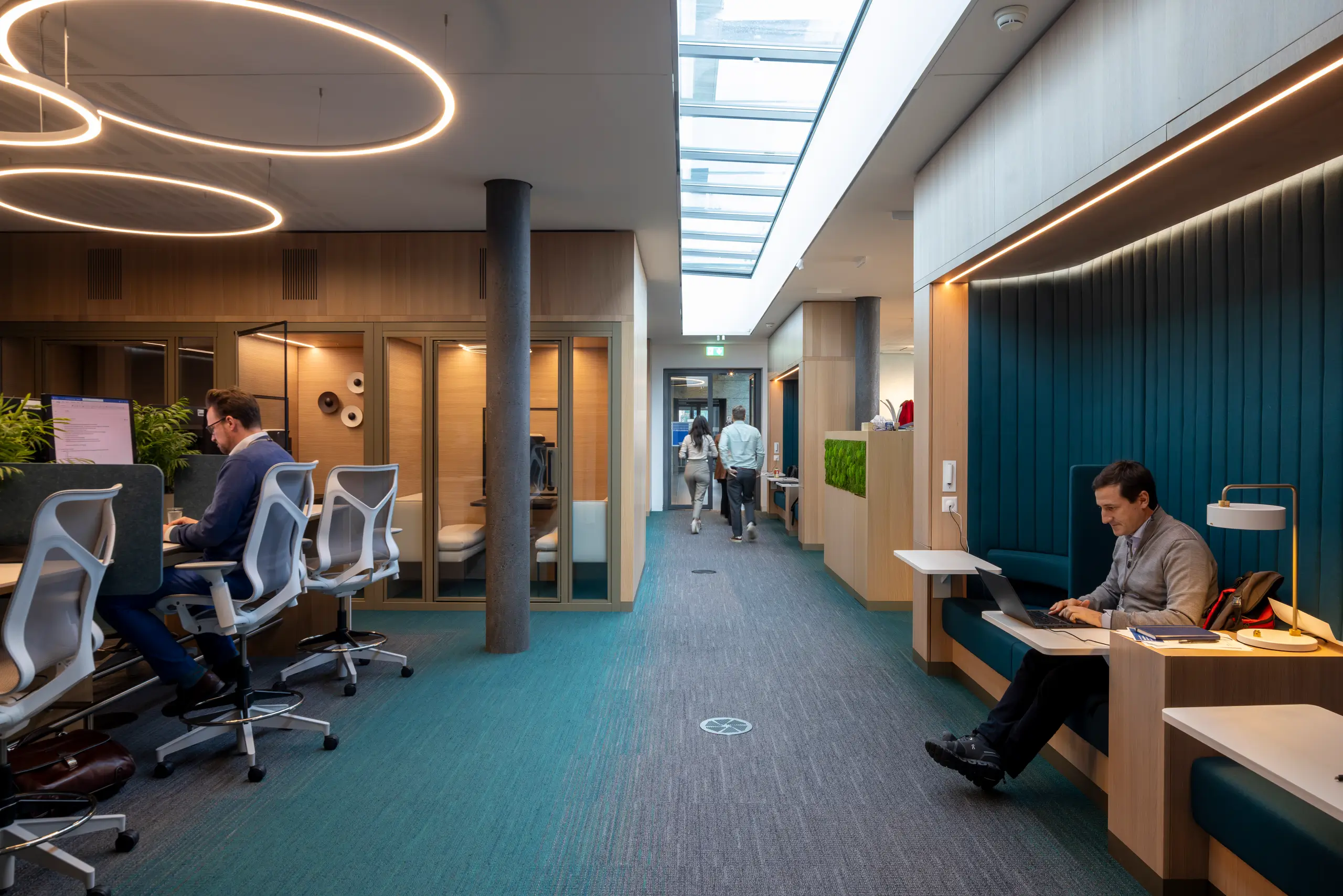 A quiet focus setting embodying the idea that the future of work is a choice of environments