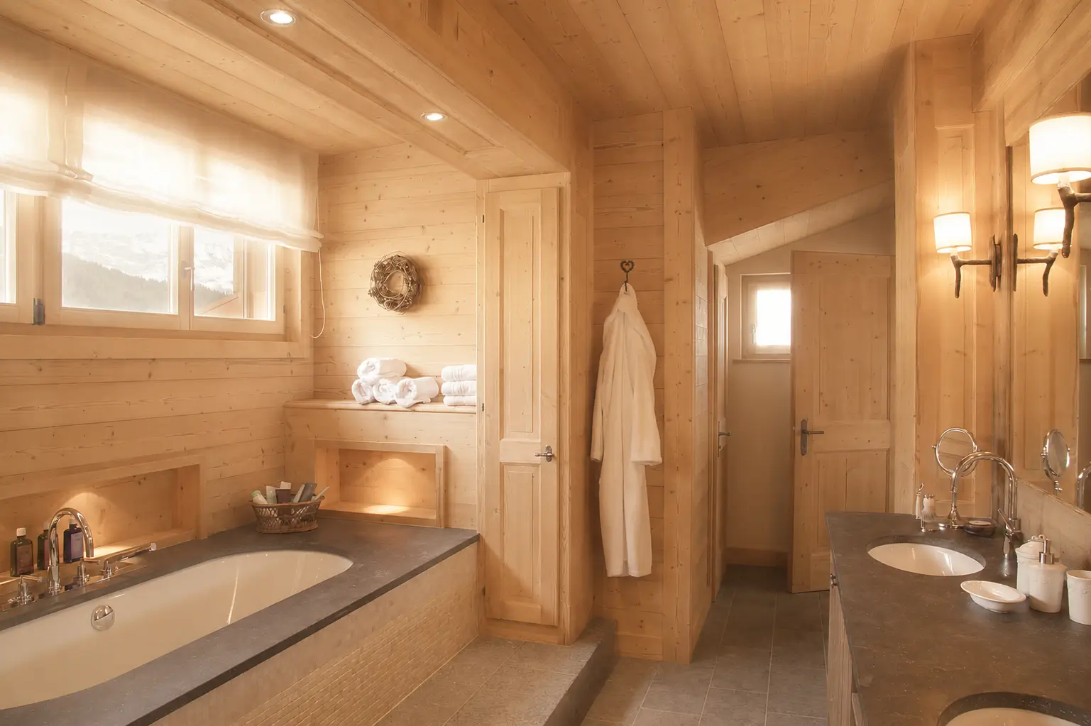 Private room at Chalet Cœur des Alpes